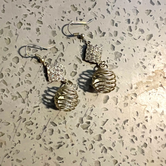 7 Formal Wear Earrings Bundle - Picture 2 of 7